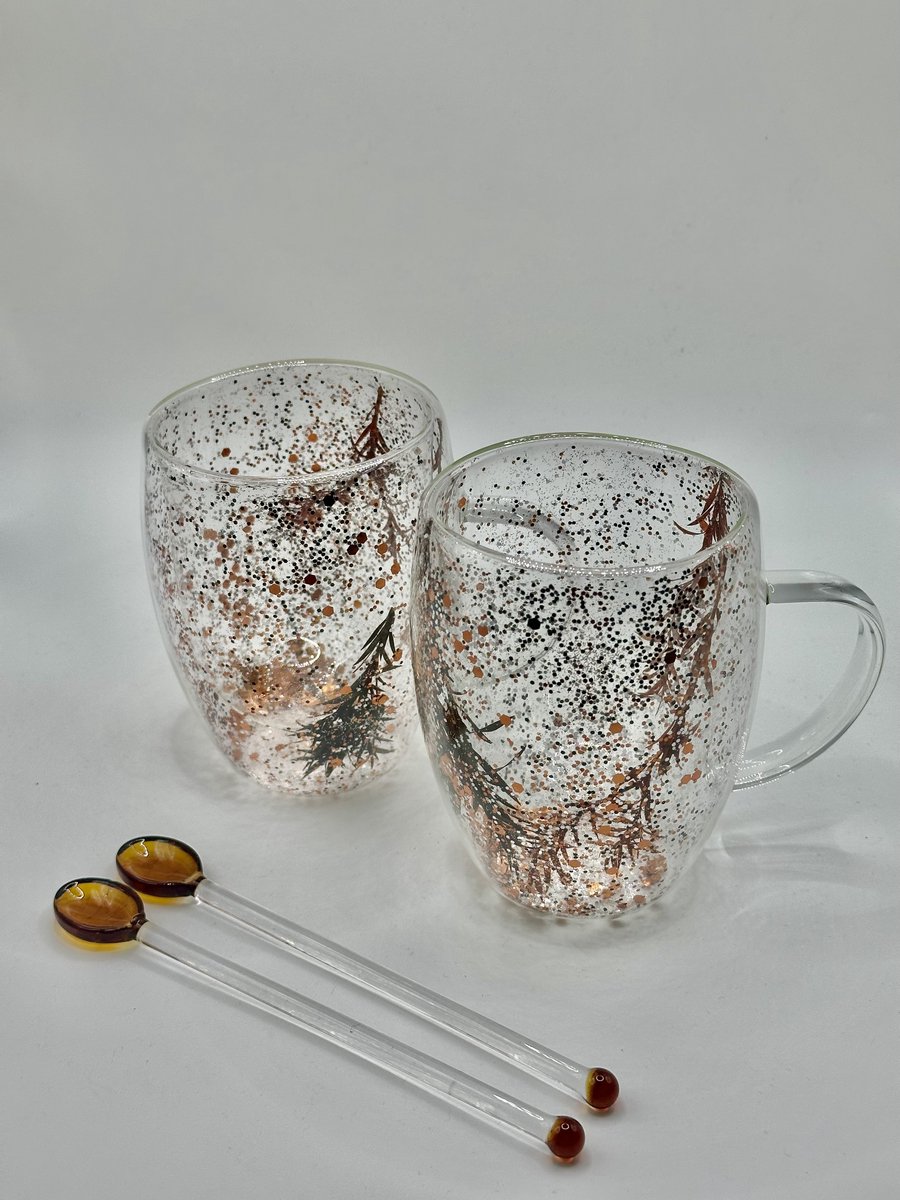 2 Unieke handgemaakte dubbelwand Koffie en Theeglazen met gedroogde bloemen - 350ml - Inclusief 2x Lepels - Latte Macchiato Glazen - Cappuccino Glazen - Koffieglazen