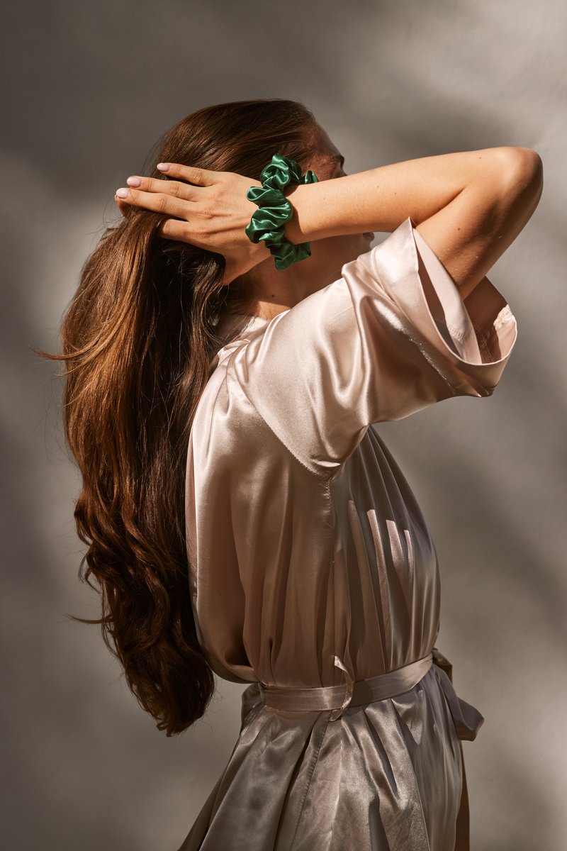 Beauty Pillow - Luxury Silk Scrunchies - Forest Green & Red