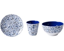 Heinen Delfts Blauw kampeer servies set bestaande uit dinerbord, kom en beker natuurlijk met Delfts Blauwe bloemen gemaakt van Melamine onbreekbaar dus!