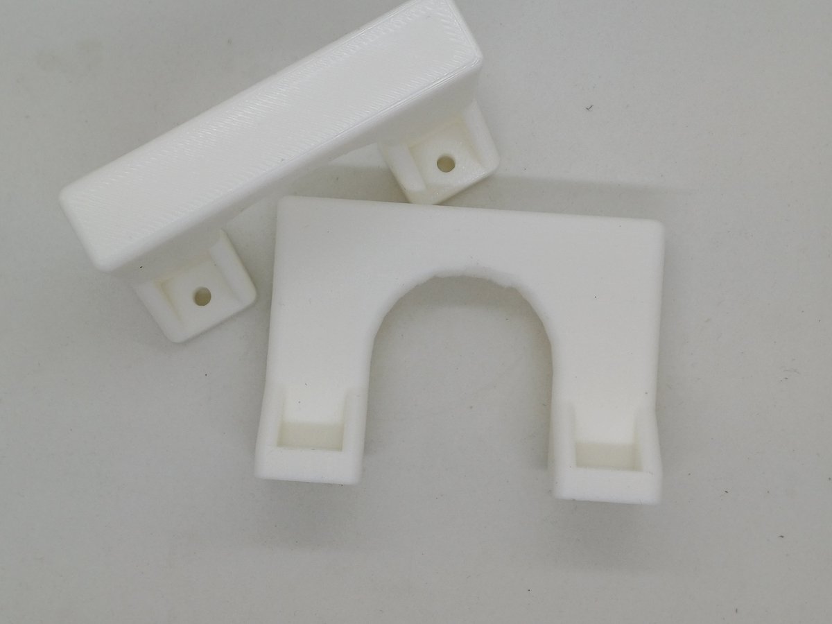 Tafelcontactdoos Bevestigers – 2 stuks - Inclusief Schroeven - Wit - voor het sterk en veilig bevestigingen van een verlengsnoer / tafel contactdoos