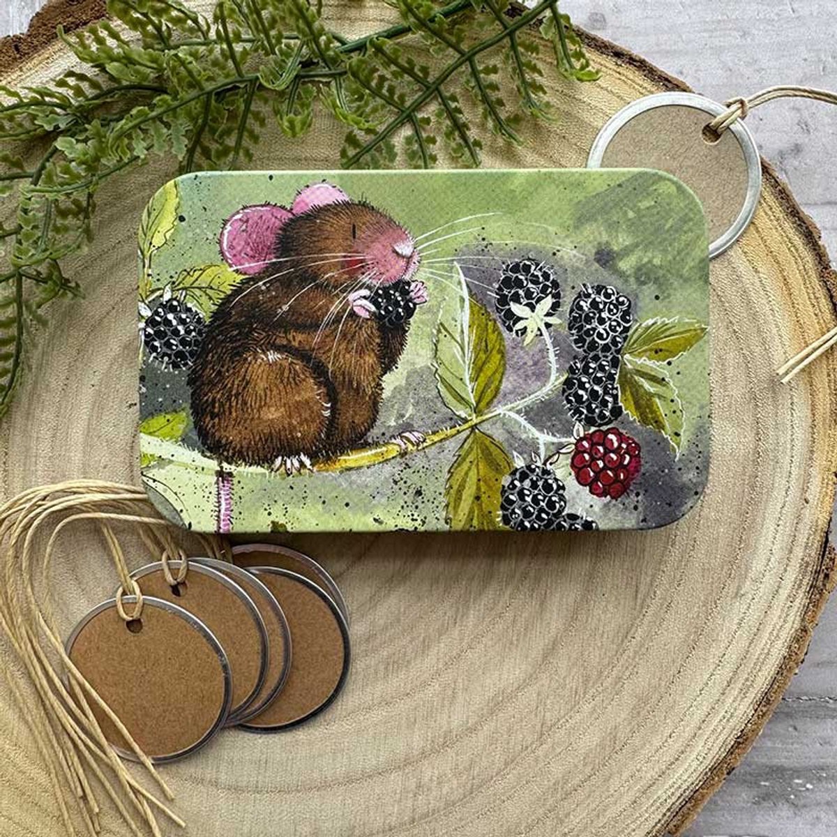 Alex Clark Rectangle Tin Mouse and Berries ~ Langwerpig opbergblikje muis