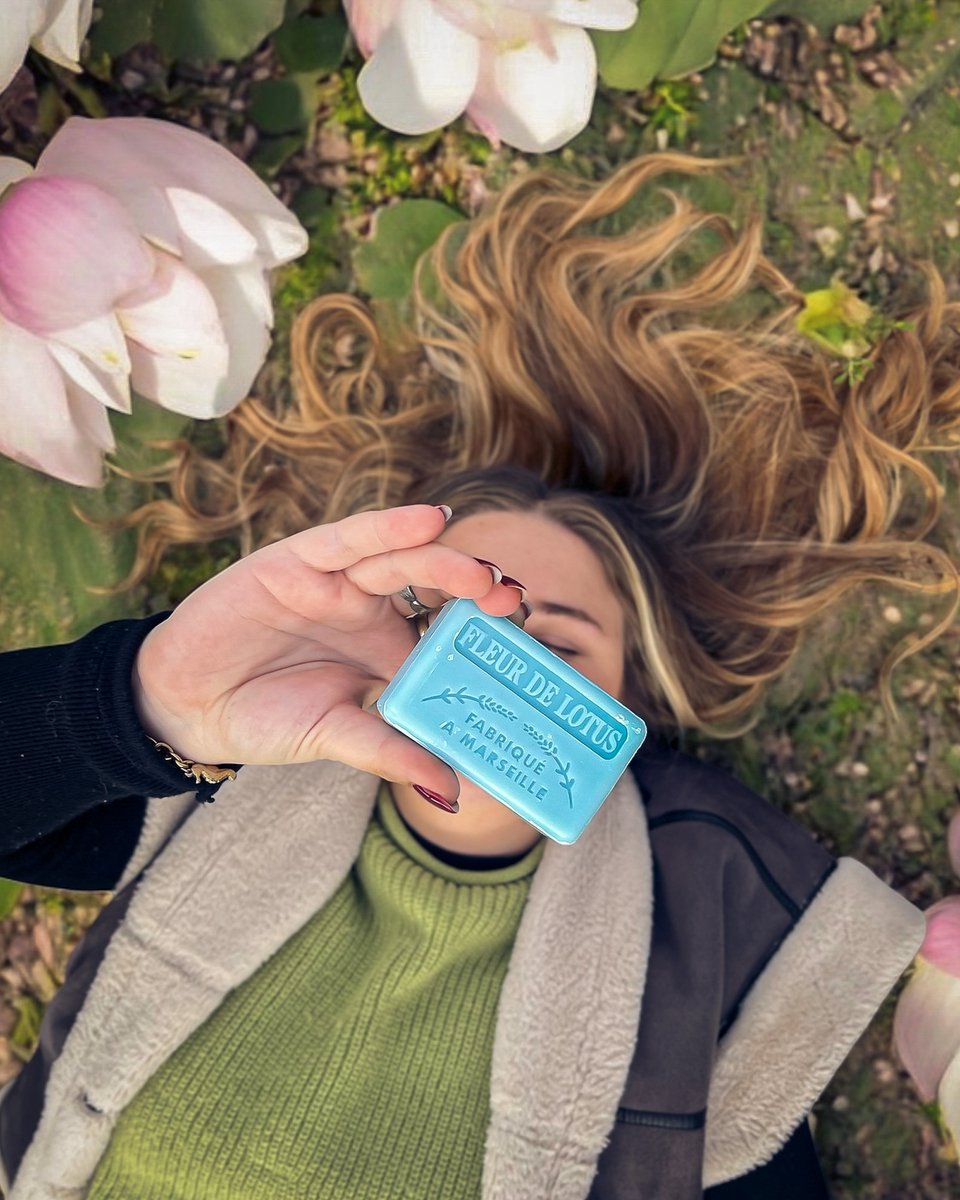 4x Savon de Marseille Zeep Fleur de Lotus – 125g – Met Karitéboter – Plantaardig & Handgemaakt – Vegan – Zeepengeurboetiek