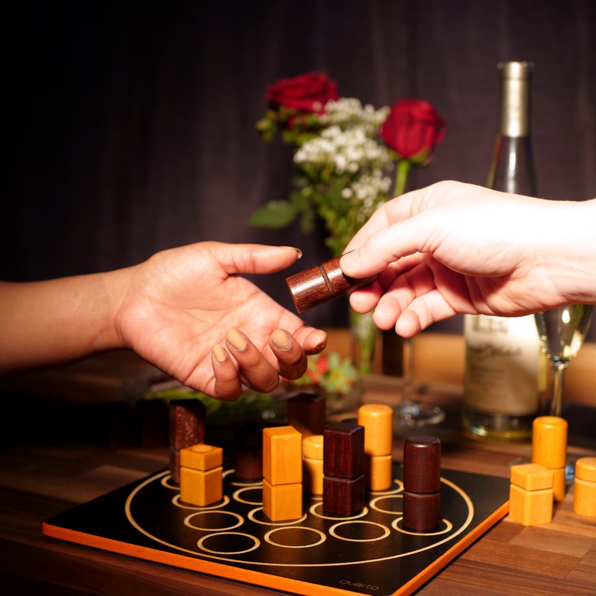 Gigamic - Quarto - Strategisch Denkspel voor Twee Spelers - Vanaf 8 Jaar - Bordspel - NL GB FR DE ES IT — cadeau in Spellen & Speelgoed - foto 6