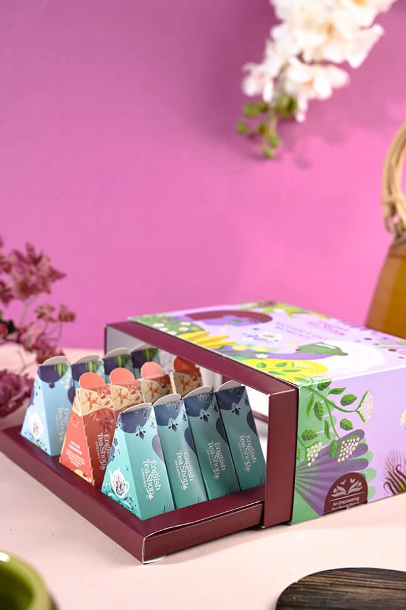 English Tea Shop - Motherly Moments Theecollectie – 12x Biologische Theezakjes – Cadeauthee voor Moeders – Verwenmoment met 3 Melanges