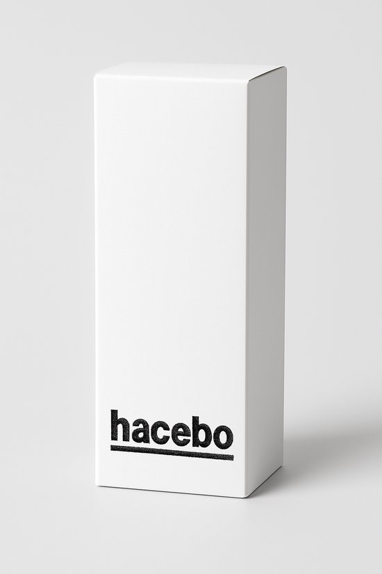 Boîte blanche avec le texte noir 'hacebo' et une ligne en dessous.