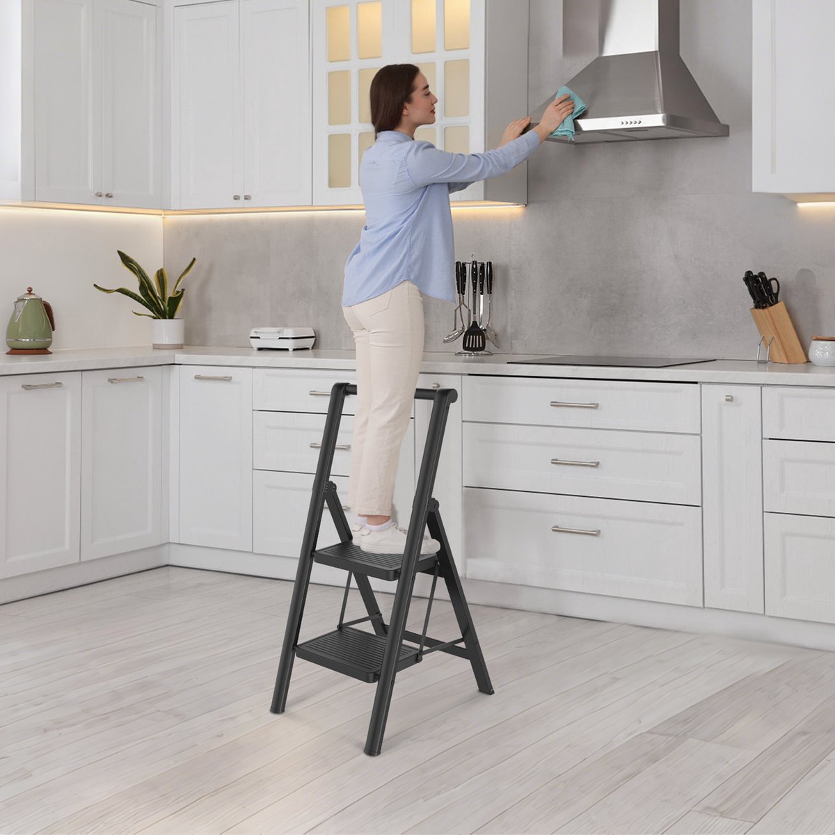 LZQ Opvouwbare trapladder, trapkruk, opvouwbare trap met breed antislip pedaal en leuning, multifunctionele huishoudtrap, trapladder tot 150 kg, zwart voor huishouden, keuken - 2 treden – foto 7