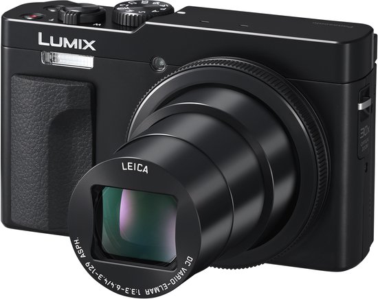 Zwarte Panasonic Lumix compactcamera met uitgeschoven Leica-lens en 30x zoom indicator.