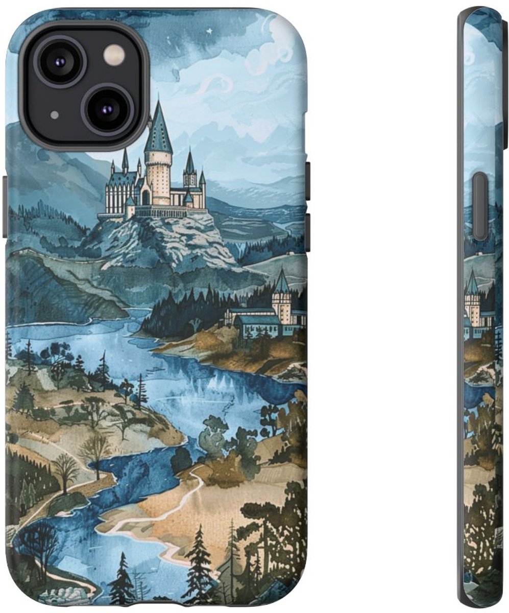 Sprookjesachtig Kasteel in Landschap – Telefoonhoesje Geschikt voor iPhone 14 Plus