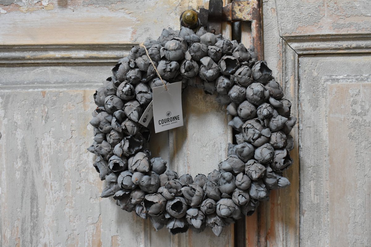 Couronne - Krans Ø 30 cm Coco fruit wreath donker grijs antraciet / Grey smoke - Krans Coco fruit Ø 30 cm - Landelijk sober robuust.