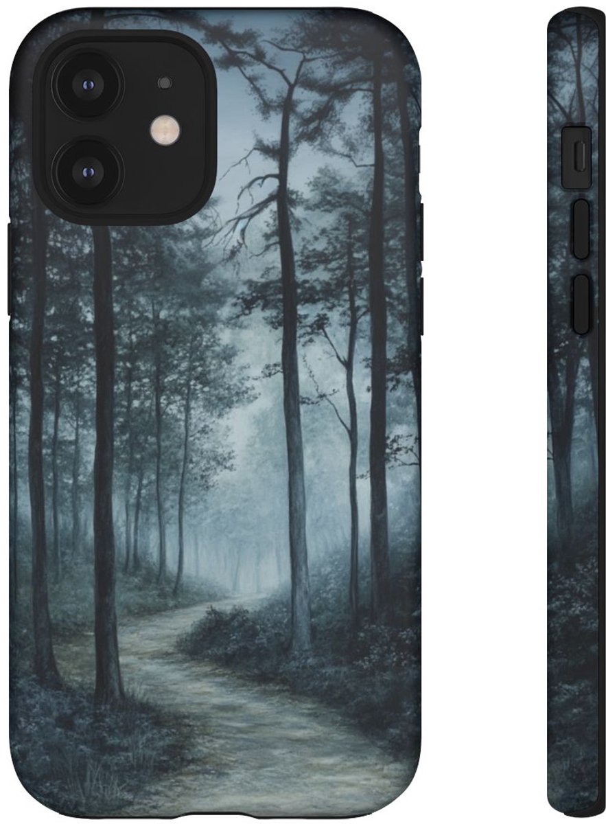 Mistig Bospad – Telefoonhoesje Geschikt voor iPhone 12