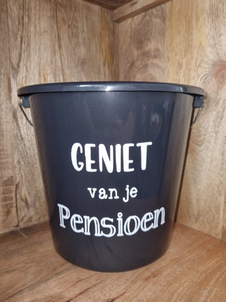 Cadeau emmer, geniet van je pensioen. Bouwemmer 12 Liter
