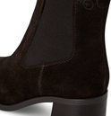Bruine suède Chelsea boot met elastische zijkanten en een lage blokhak.