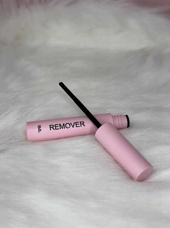 Lichtroze removerfles met deksel open en borsteltje eruit. 'REMOVER' en '5ML' staan op de fles.