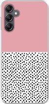 Telefoonhoesje Geschikt voor Samsung Galaxy A14 5G hoesje - Stippen - Zwart - Roze - Siliconen Telefoonhoesje Telefoonhoesje