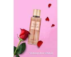 Victoria's Secret Bare Vanilla | Dames Geparfumeerde Body Mist | Fragrance Parfum 250 ML | Met Cadeauzakje