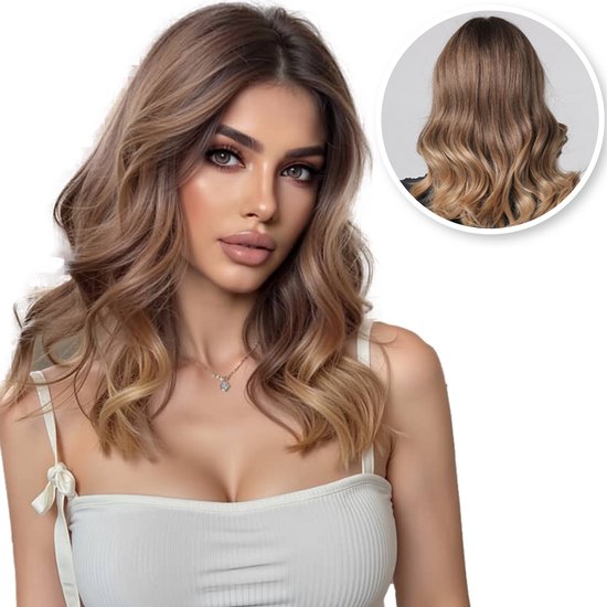 SassyGoods Bruine Pruik Bruin - Pruiken Dames Golvend Half Lang Haar - Wig - Haarwerk - Wasbaar - Donker Blond - Carnaval - 40 cm