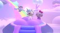 Cinnamoroll, een eenhoornpersonage en Hello Kitty vliegen over een regenboog op een wolk.