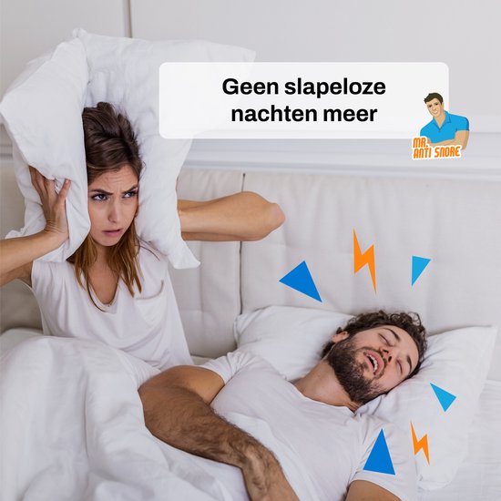 Een vrouw met haar handen over haar oren om het snurken van een slapende man te blokkeren. Text: "Geen slapeloze nachten meer"