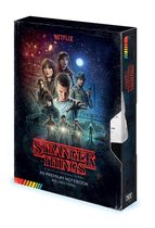 Stranger Things - VHS Seizoen 1 - A5 Premium Notebook