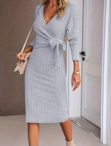 Prachtige fijn zittende ribbel trui jurk grijs maat M
