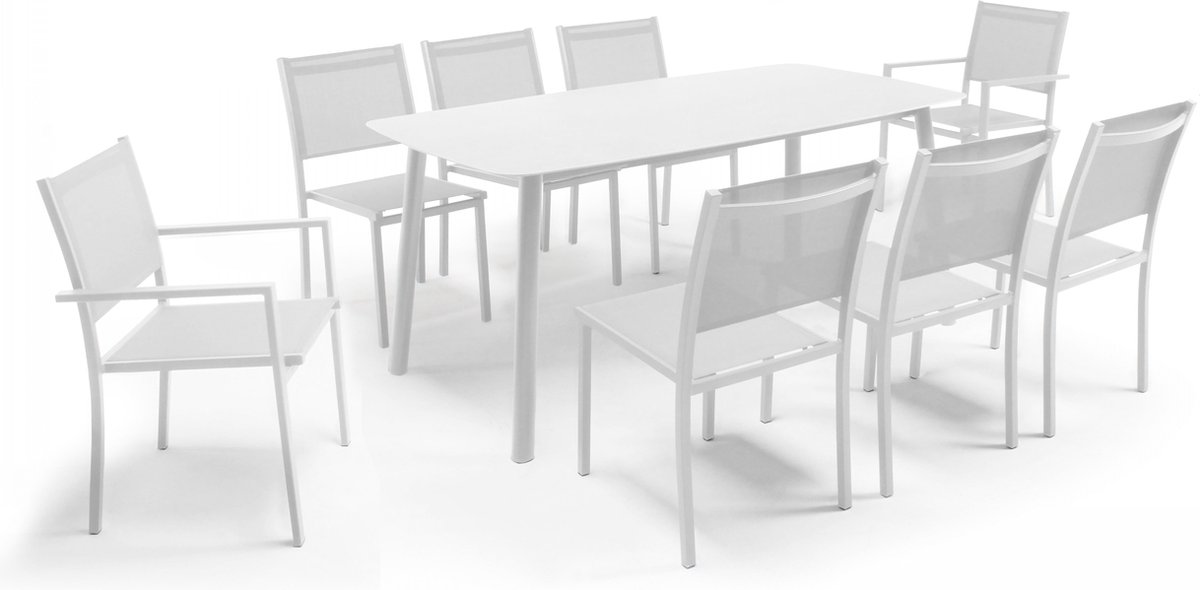 Tuintafel en stoelen set met witte stoelen en fauteuils van Oviala.