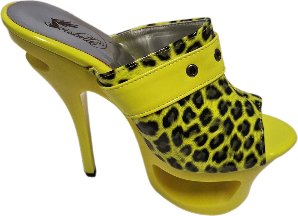 SOISBELLE MUILTJE MET OPEN PLATEAUZOOL(6CM) EN NAALDHAK(16CM) IN LAKLEER