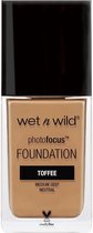 Wet 'n Wild - Photo Focus Dewy - Foundation - 375C Toffee - VEGAN - Medium Deep Neutral - 30 ml