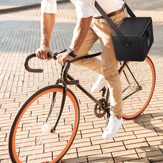 Brisby Glacière - Frigo box - Glacière - Voiture - Légère - Boîte à pain - 12L - 2 éléments de refroidissement gratuits de 450 ml chacun - Incl. Séparateurs Planches à découper - Ouvre-bière - Ouvre-bouteille - Max. Isolation 40 heures - Zwart