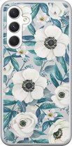 Leuke Telefoonhoesjes - Hoesje geschikt voor Samsung Galaxy A54 - Witte bloemen - Soft case - TPU - Bloemen - Blauw