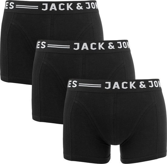 Drie zwarte trunks met witte Jack & Jones tailleband.