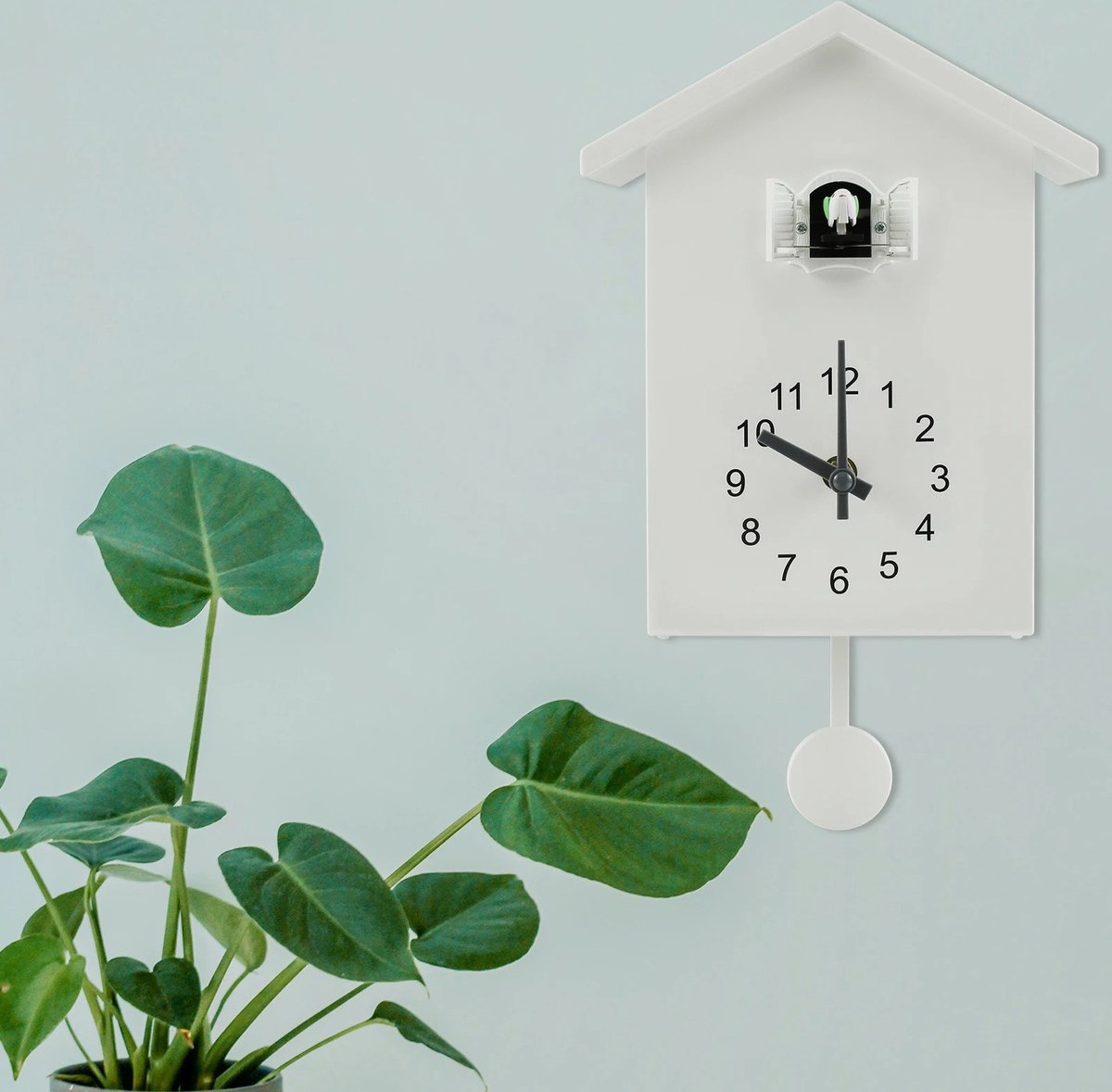 Koekoeksklok Modern Wandklok Met Delicate Slinger en Vogelgezangen