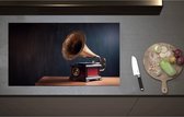Inductieplaat Beschermer - Antieke Grammofoon op Kast - 90x52 cm - 2 mm Dik - Inductie Beschermer - Bescherming Inductiekookplaat - Kookplaat Beschermer van Zwart Vinyl