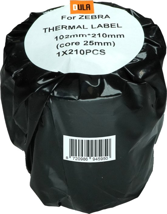 Zebra thermische labelrol van 102x210mm, 210 stuks, kern 25mm, verpakt in zwart plastic.