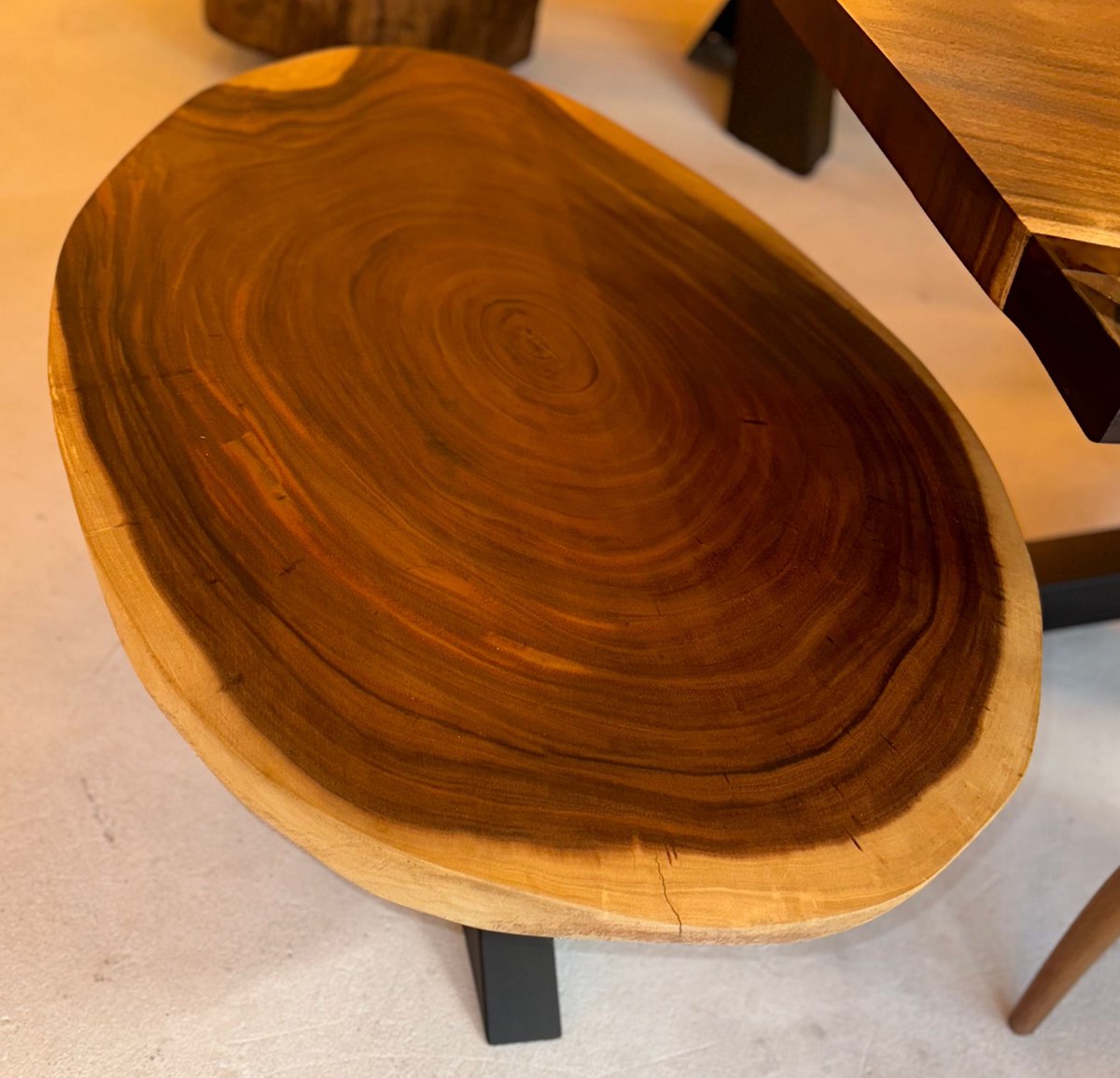 Arka Woods - Suar hout salontafel - Mina