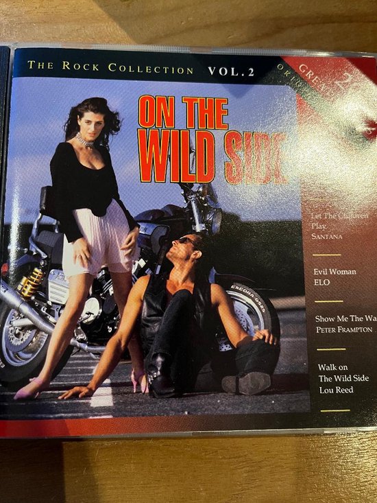Rock Collection Vol. 2: 'On The Wild Side' CD-hoes met vrouw bij motorfiets en man zittend