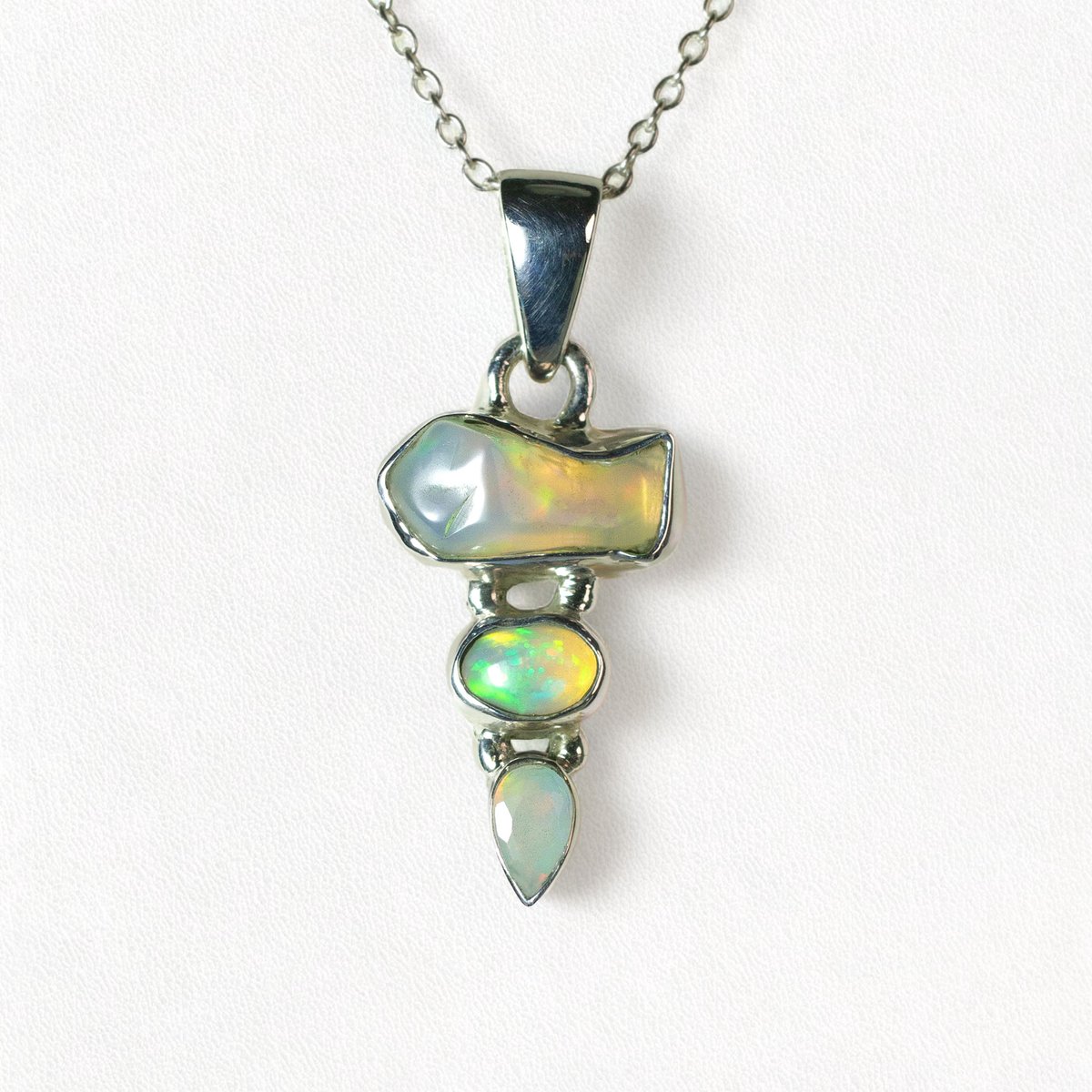 DEVA Loves - Edelsteen Hanger - Welo Opaal - 925 Zilver