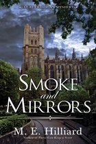 A Greer Hogan Mystery 4 - Smoke and Mirrors