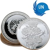 Allernieuwste.nl® United Nations Peacekeeping UNP Herdenkingsmunt - VN-vredeshandhavers - Blauwhelmen - Zilver - Geschenk - Ø 40 mm