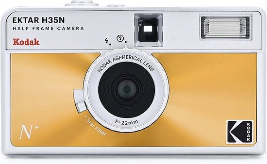 Kodak EKTAR H35N halfframe camera in oranje met witte accenten. Met "Star Filter" lens.