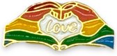 Verspreid Liefde en Trots met de Pride Rainbow Hands Love Pin/Button