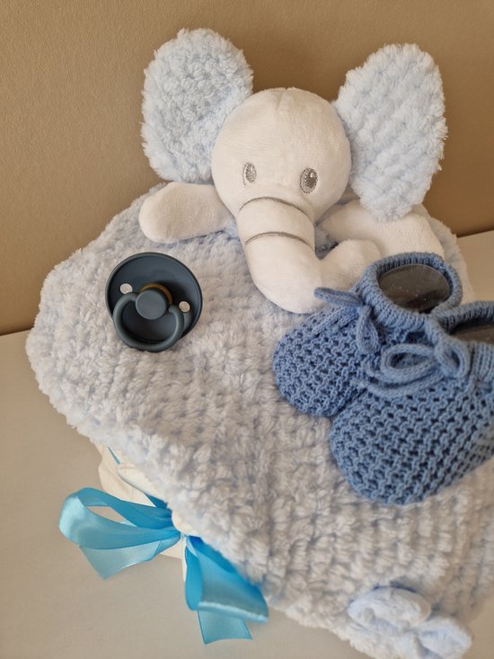 Luiertaart small olifant jongen - babyshower - kraamcadeau - frigg van Luiertaart — afbeelding 2