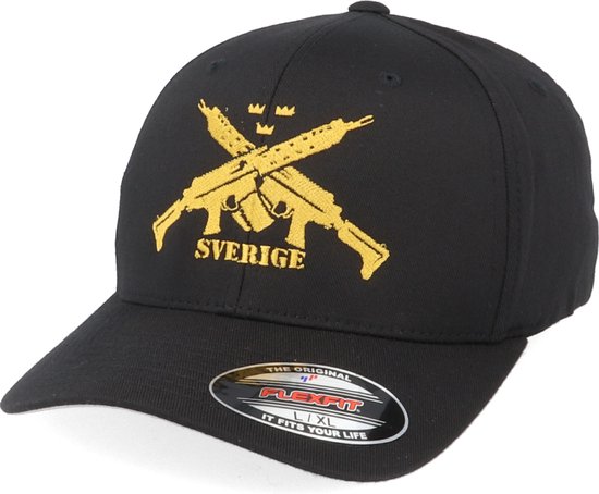 Hatstore- AK5 Sverige Black Flexfit - GUNS n SKULLS Cap