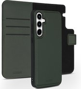 Accezz Hoesje Geschikt voor Samsung Galaxy A35 Hoesje Met Pasjeshouder - Accezz Premium Leather 2 in 1 Wallet Bookcase - Groen