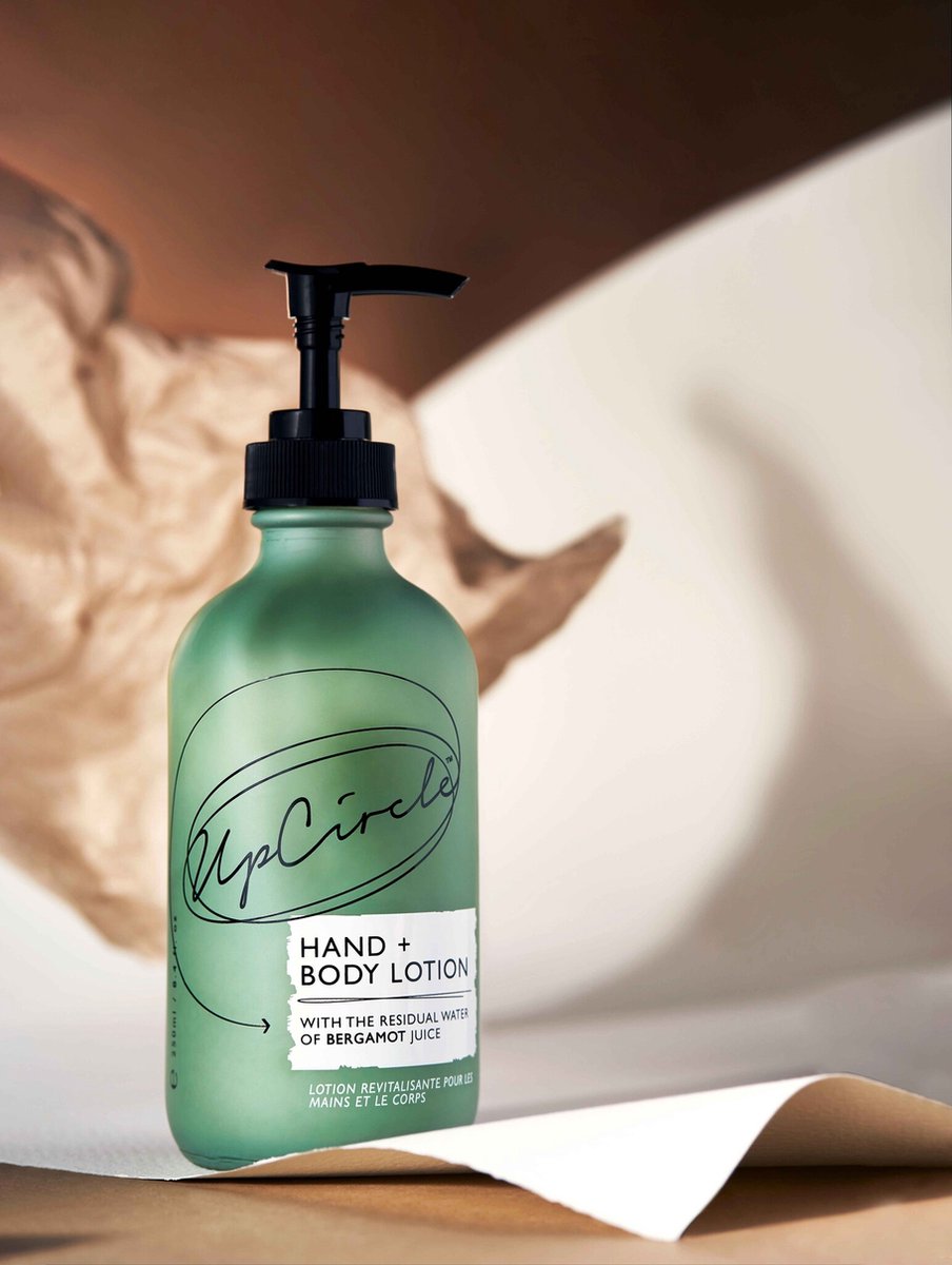 Goedkoopste UpCircle Hand Body Lotion - Bergamot Citrusgeur - Vitamine E - Veganistisch - Verfrissend - Herstellend
