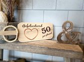 Cadeaupakket Serveerplank; 50 jaar getrouwd / Houten & teken Mr & Mrs / huwelijk / bruiloft