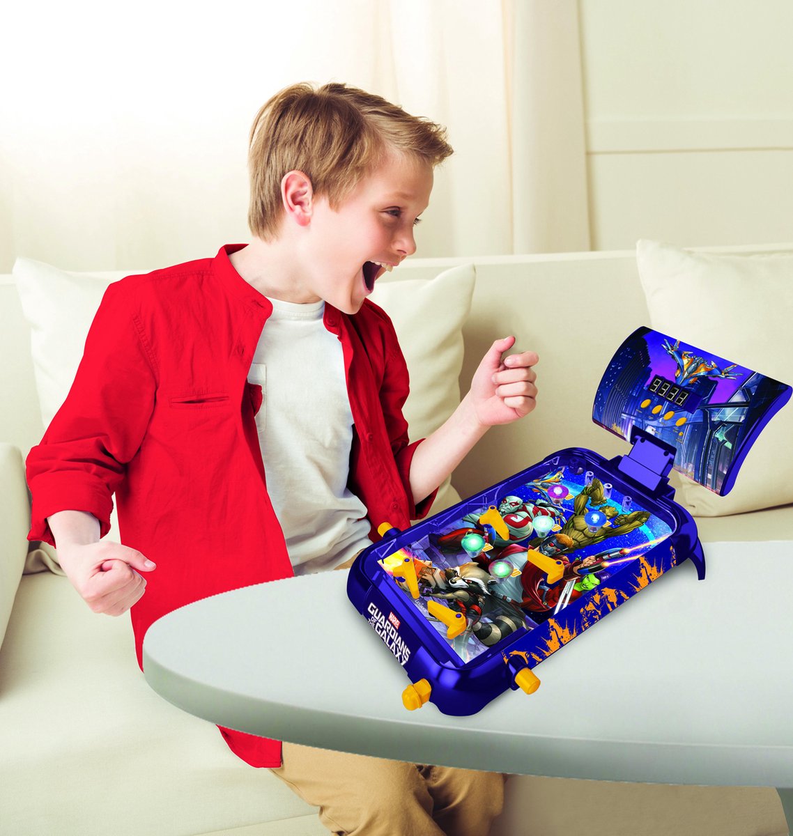 de Guardians of de Galaxy elektronische tafelflipperkast met geweldig ontwerp, geluiden, verlichting en digitale scores tot play alone of challenge uw friends.