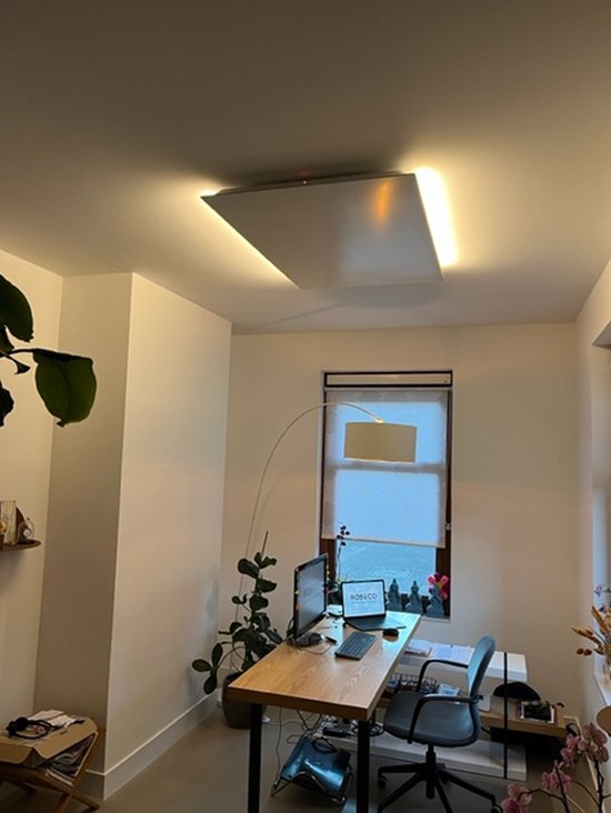 Galaxy Heat & Light infraroodpaneel plafond verwarming met verlichting - verwarmingsvermogen 500 Watt - 50x120cm, indirecte verlichting 2 ledstrips - draadloos geschakeld met dimmer wandschakelaar, thermostaat 520 (programmeerbaar)