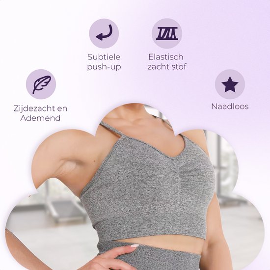 Grijze sport BH met gerimpeld detail, V-hals en dunne bandjes. Iconen tonen 'Zijdezacht en Ademend', 'Subtiele push-up', 'Elastisch zacht stof', 'Naadloos'.
