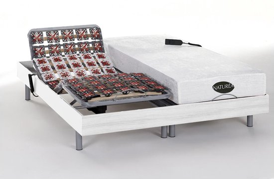 NATUREA Elektrisch relaxbed met matras met vormgeheugen en bamboe LYSIS III van NATUREA - OKIN-motoren - 2 x 70 x 190 cm - Wit L 190 cm x H 35 cm x D 140 cm