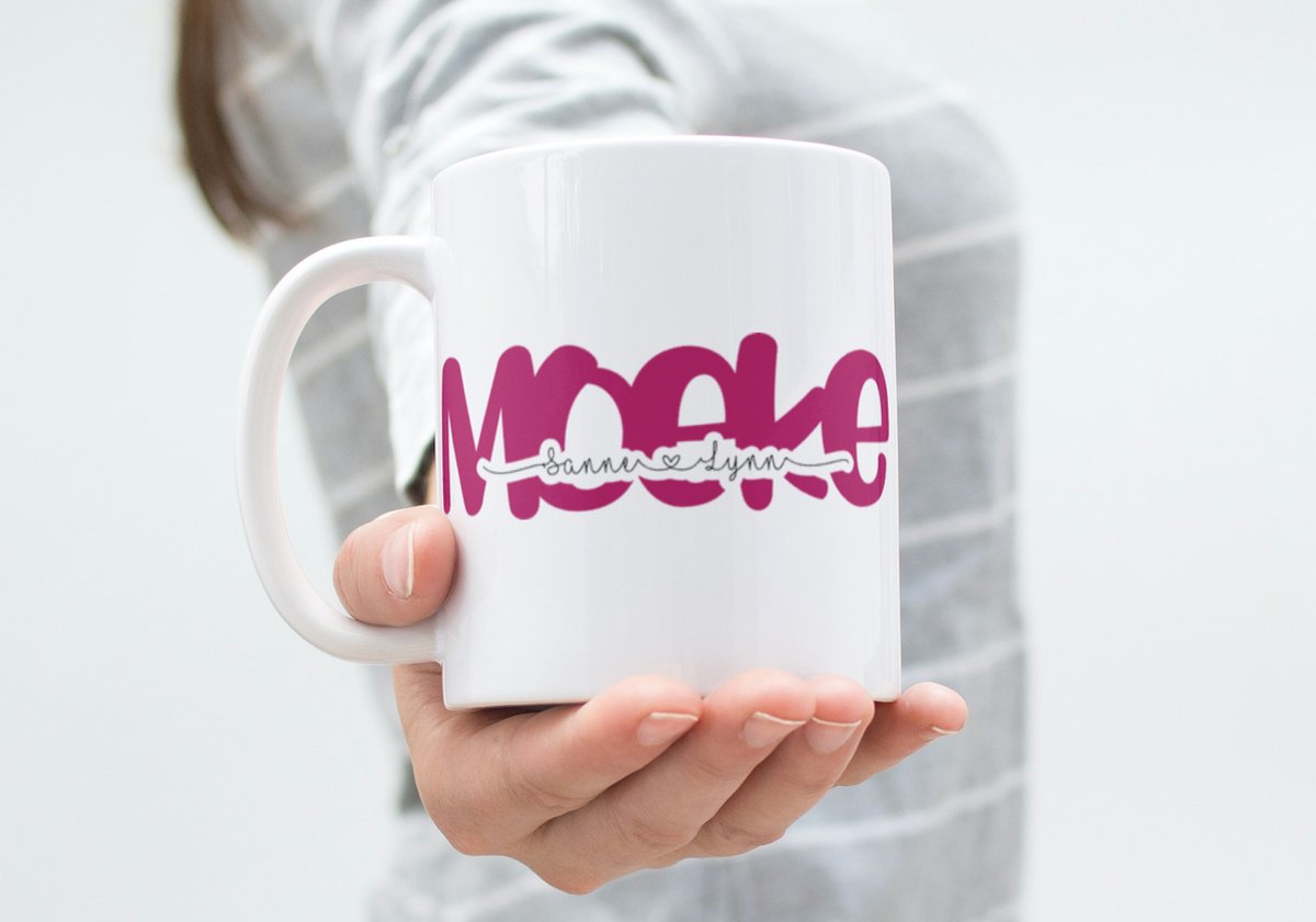 Hip met Pit Creaties - Mok Moeke Gepersonaliseerd - Namen Kleinkinderen - 300ml - Verjaardag Moederdag Kerst - Koffiemok - Naam via Mail